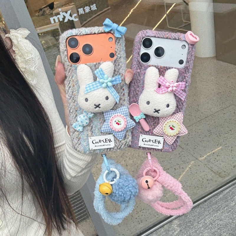 Cute Cartoon Wrist Strap Silicone Case - ﻿ Coque de téléphone Miffy en