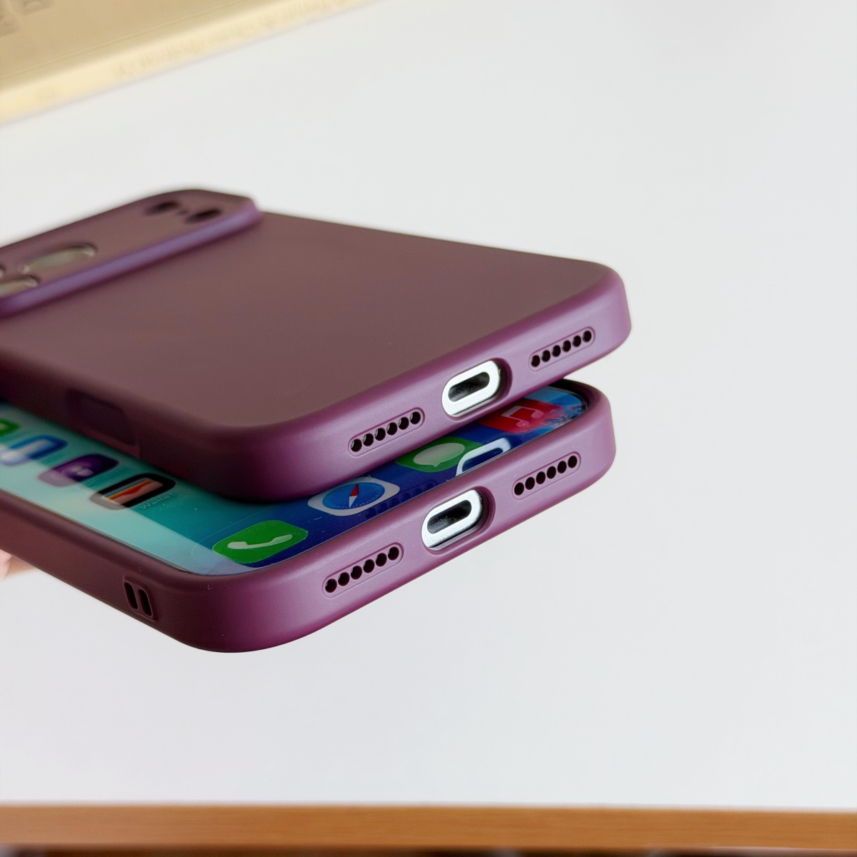 Coque de téléphone magnétique  - Liquid Silicone Magnetic Phone Case avis et prix