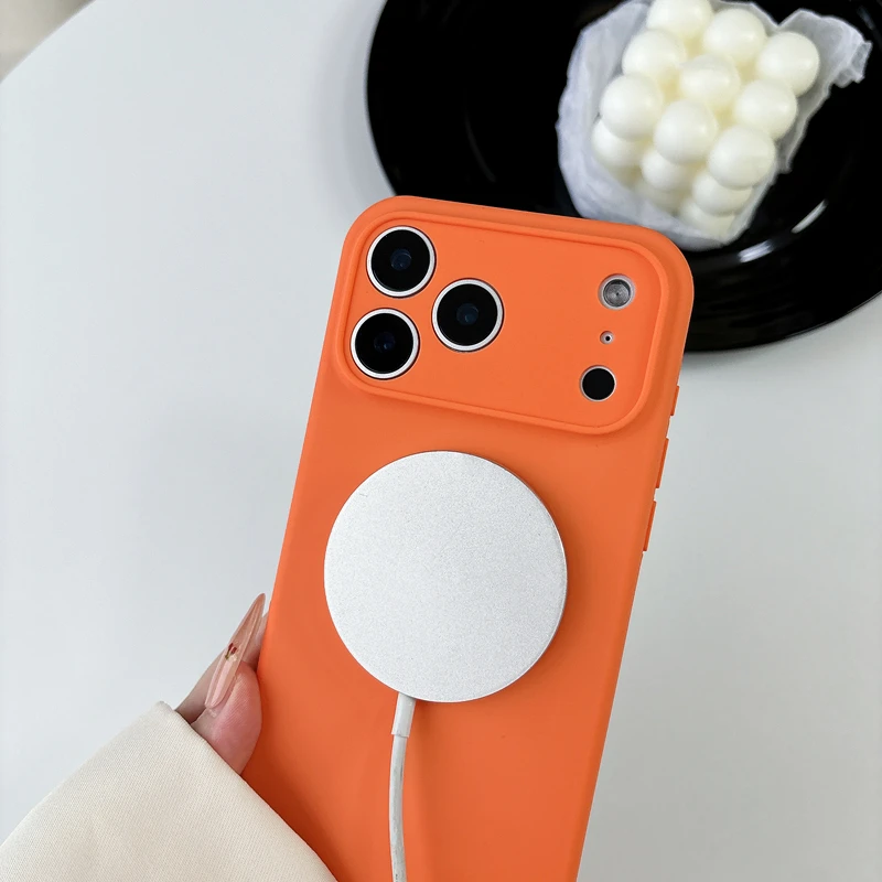 Coque de téléphone officielle  - Liquid Silicone Magnetic Phone Case avis et prix